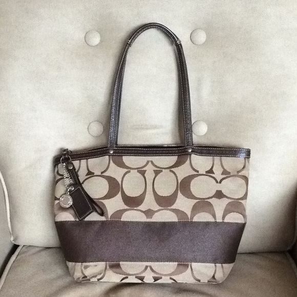 Coach Handbags - Coach Purse
